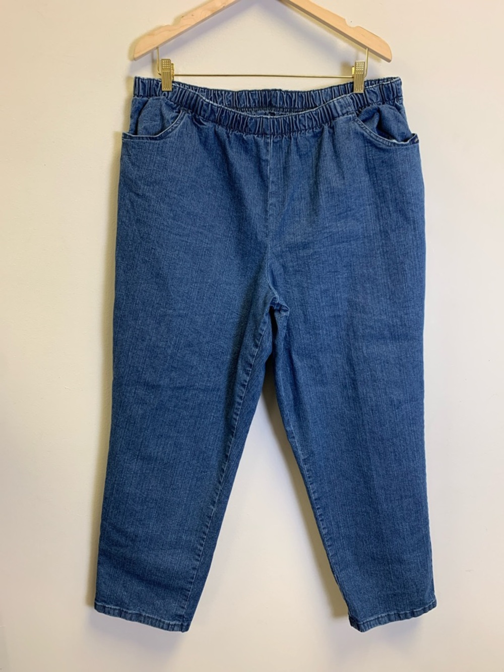 Chic Blue Denim Jeans with Embroidered Logo